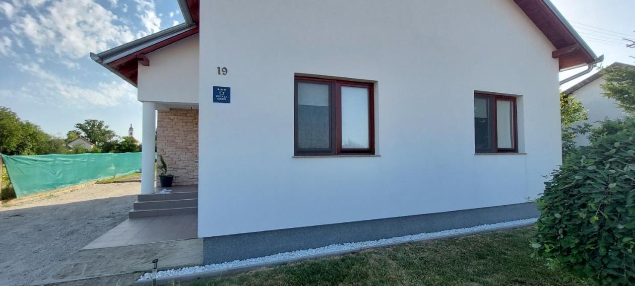 Kuca Za Odmor Domus Alba Villa Branjin Vrh Exterior foto