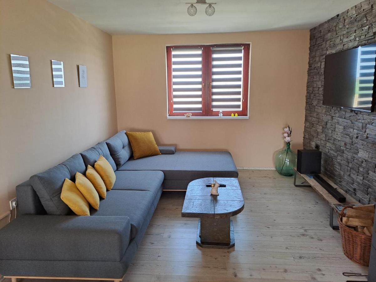 Kuca Za Odmor Domus Alba Villa Branjin Vrh Exterior foto